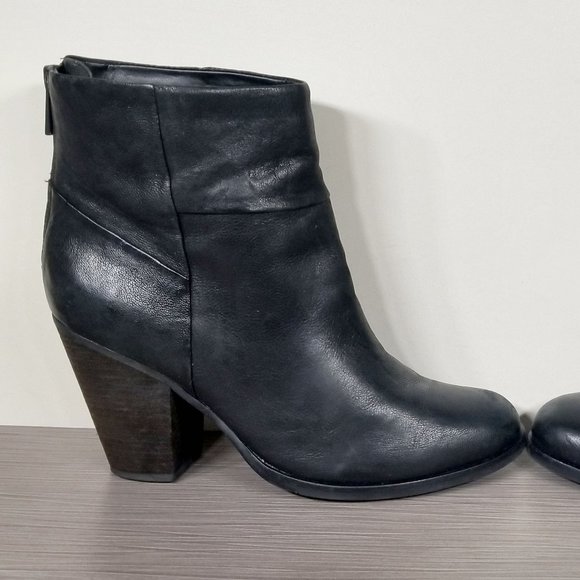 Arturo Chiang Hadley Stacked Heel Bootie, Black Leather, Womens Size 8 M - Picture 7 of 13